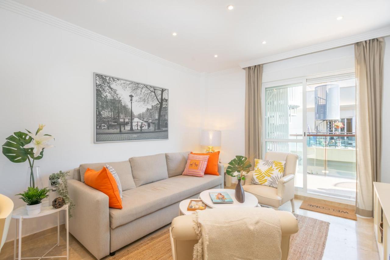 Appartamento Atico 2 Terrazas Junto Al Mar By Rent Me Estepona Esterno foto