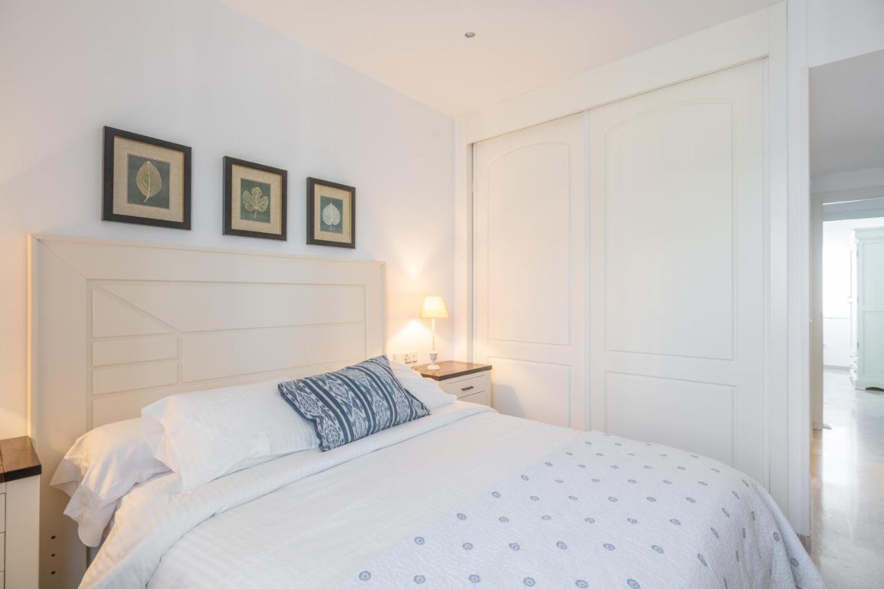 Appartamento Atico 2 Terrazas Junto Al Mar By Rent Me Estepona Esterno foto